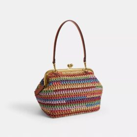 Bolsa con marco Kisslock 27