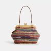 Bolsa con marco Kisslock 27