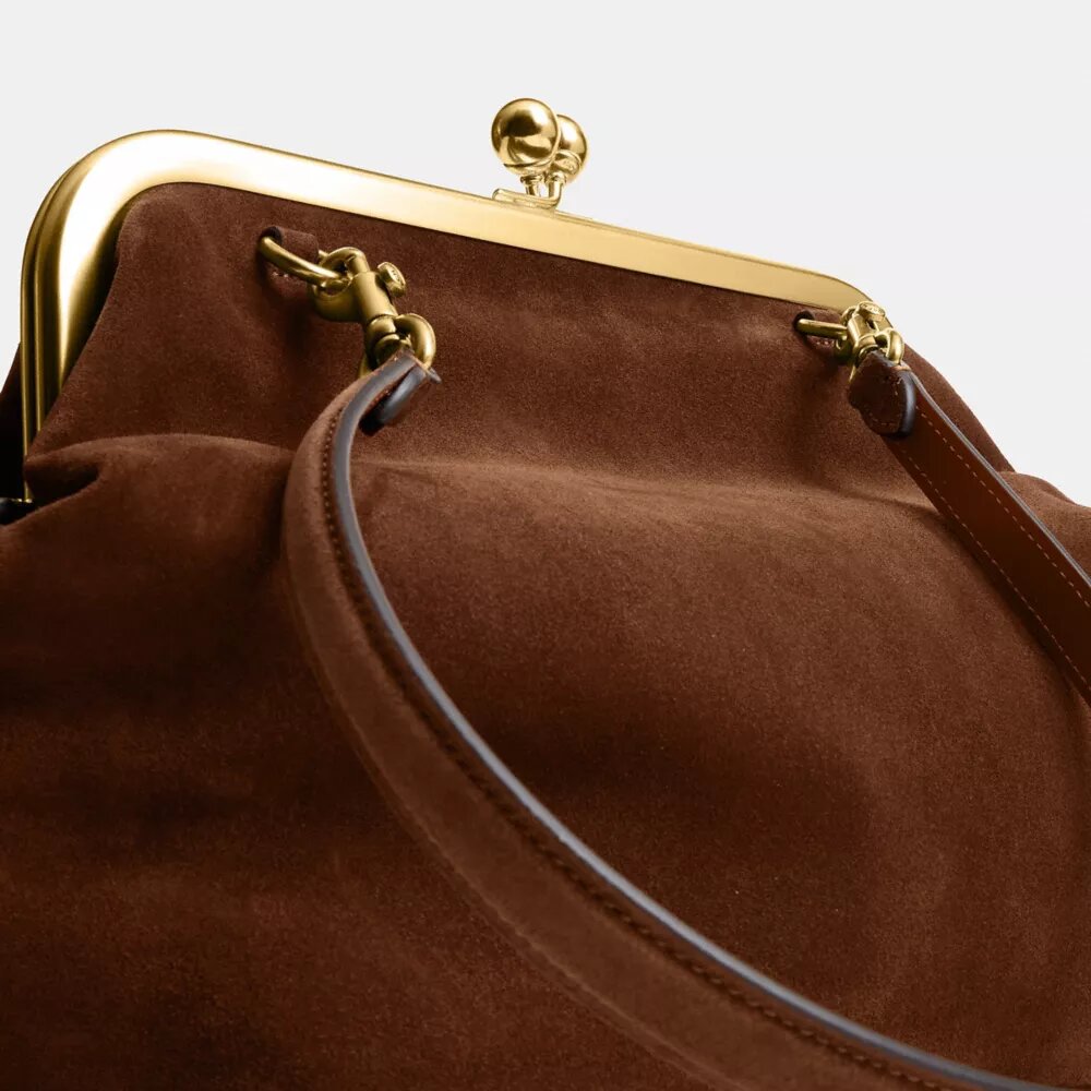 Bolsa con marco Kisslock 27