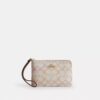 Bolsa de pulsera con cremallera en las esquinas en Signature Canvas