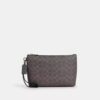 Bolsa en Signature Canvas