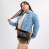 Bolso bandolera Klare en cuero exclusivo