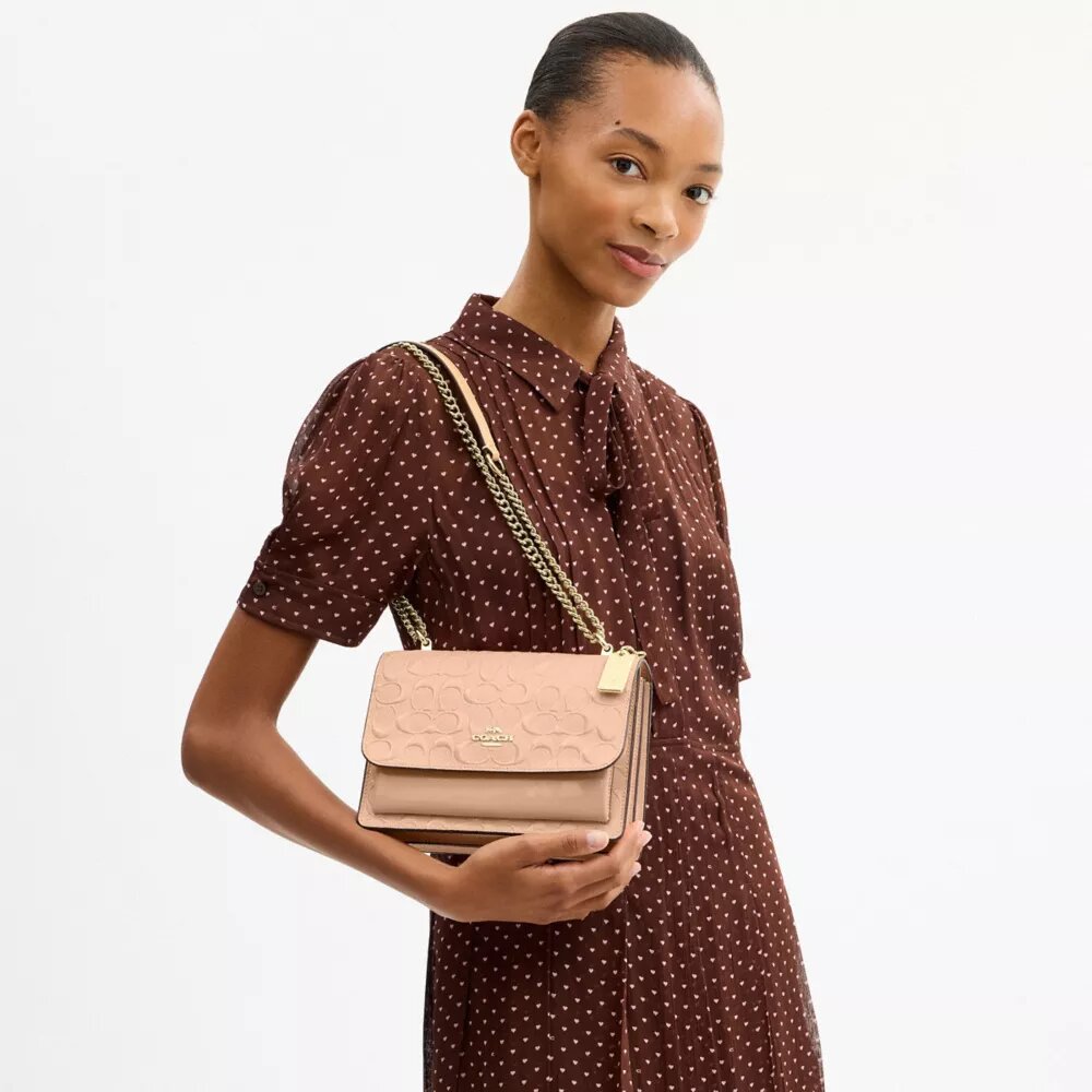 Bolso bandolera Klare en cuero exclusivo