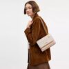 Bolso bandolera Klare en Signature Canvas