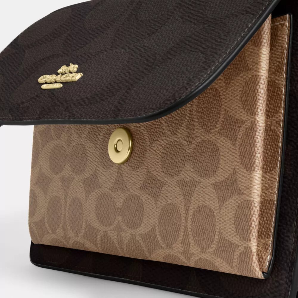 Bolso bandolera Klare en Signature Canvas con diseño en bloques
