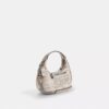 Bolso bandolera mini Carmen con estampado de periódico