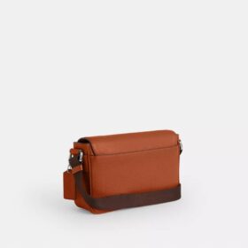 Bolso bandolera pequeño con solapa Jack