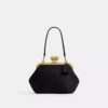 Bolso con marco Kisslock 16