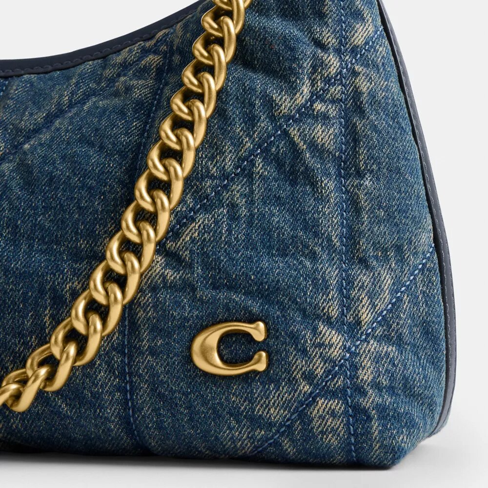 Bolso de hombro Juliet de 25 en denim de algodón regenerativo con acolchado
