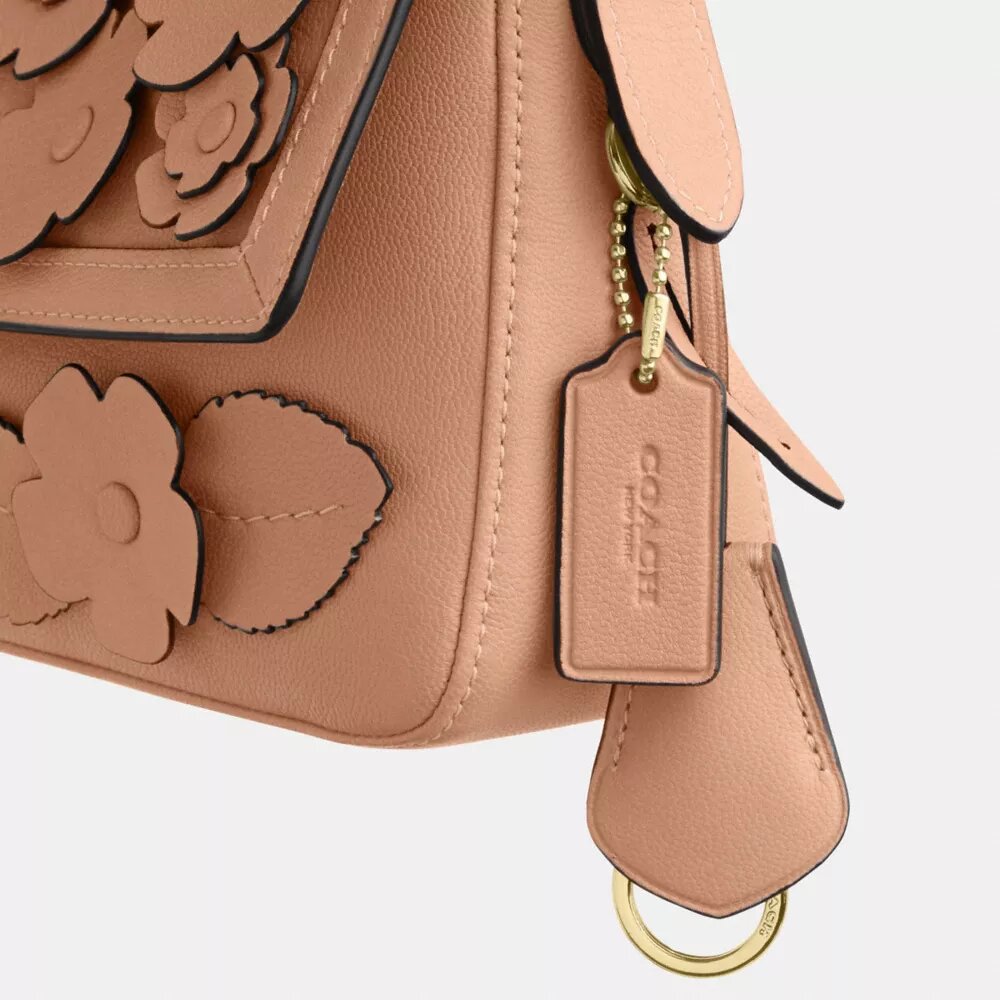 Bolso de hombro pequeño con solapa Etta y aplique floral