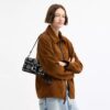 Bolso de hombro Tabby 26 con remaches estilo western