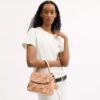 Bolso Emory con asa superior y apliques florales
