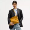 Bolso mensajero Mott 33