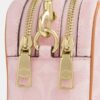 Bolso mini Carey de bandolera en Signature Canvas con Charms
