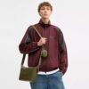 Bolso pequeño Finn para llevar cruzado con bolsita