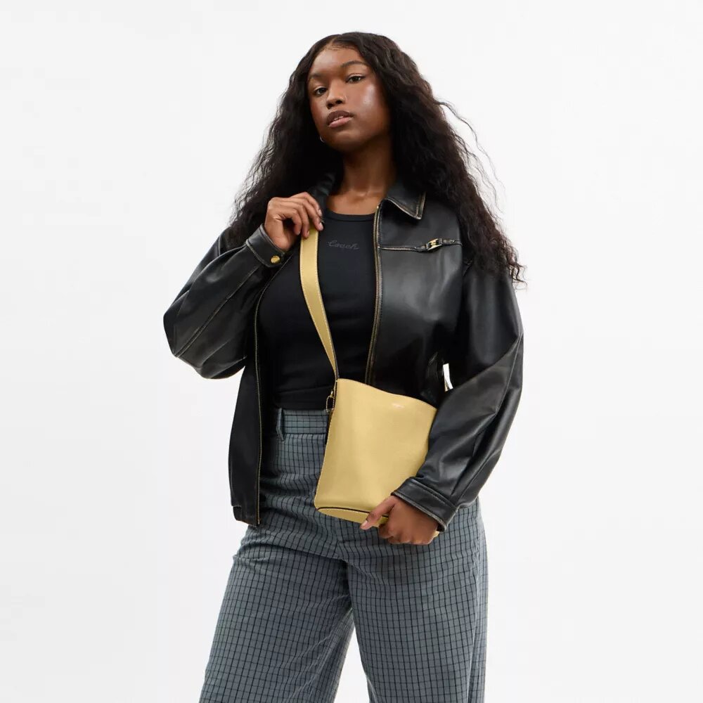 Bolso tipo cubeta Bleecker 21