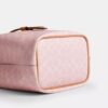 Bolso tipo cubeta Rowan en Signature Canvas con Charms