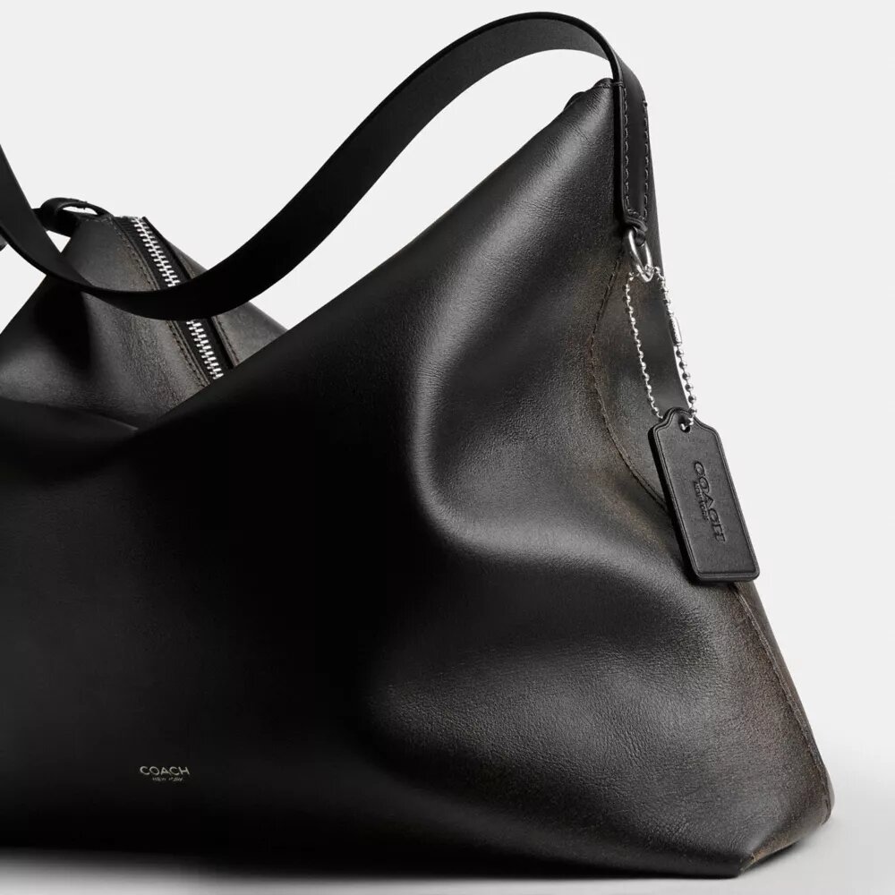 Bolso tipo mensajero Mott 38 en cuero desgastado