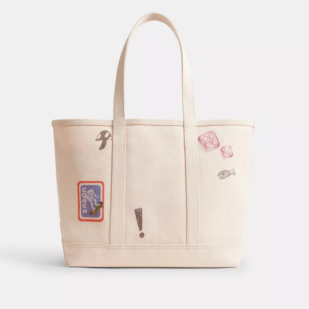Bolso tipo shopper utilitario con estampado de bocetos