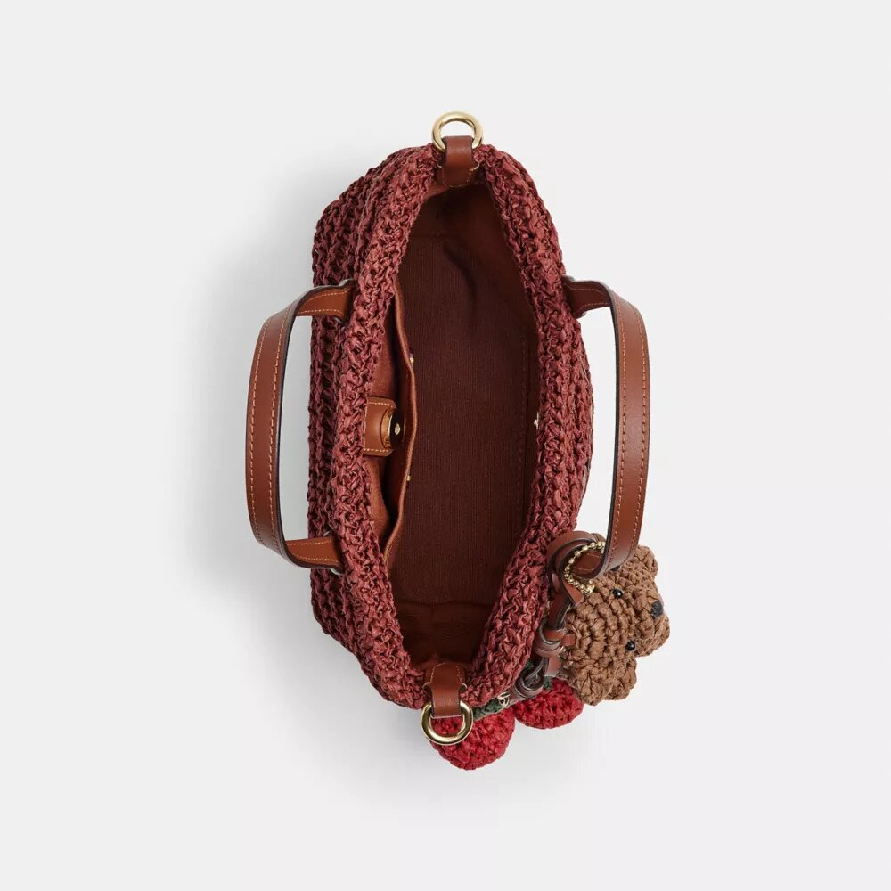 Bolso tipo tote City Mini con dijes