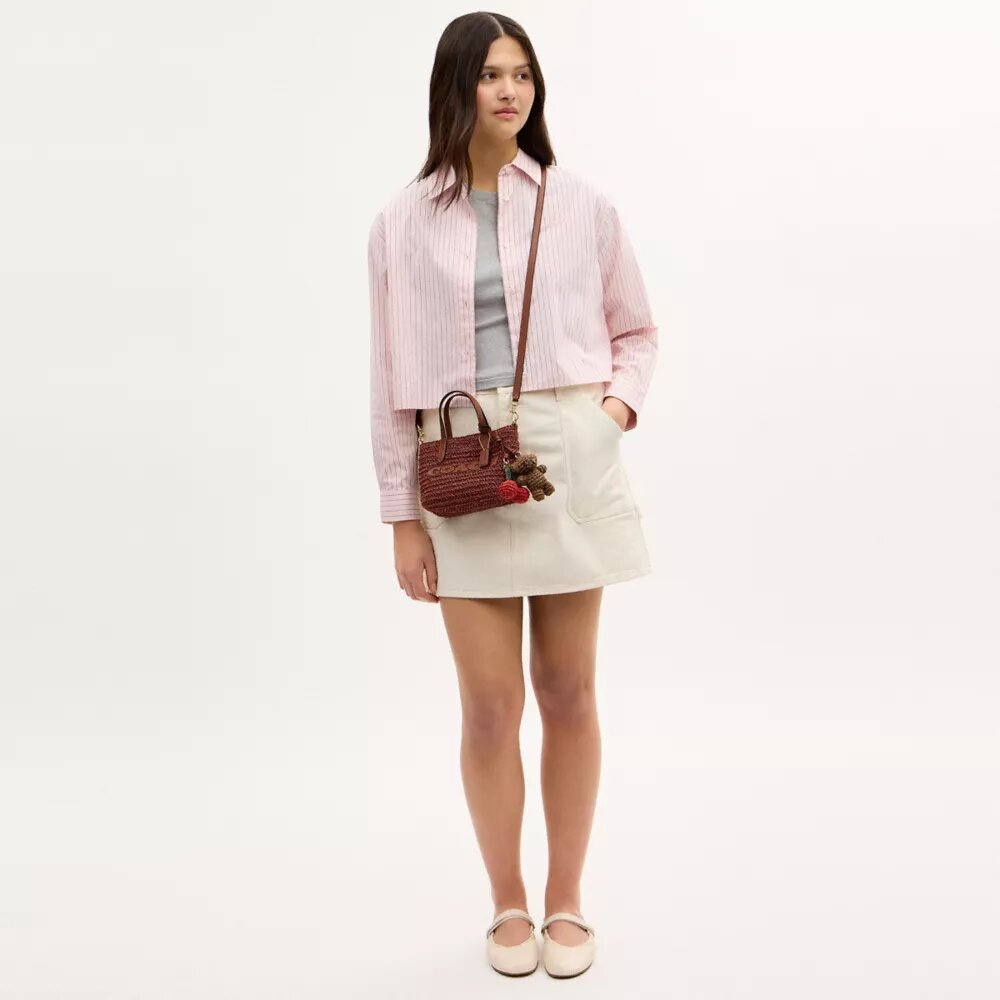 Bolso tipo tote City Mini con dijes