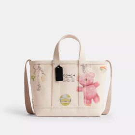 Bolso utilitario 27 con estampado de bocetos