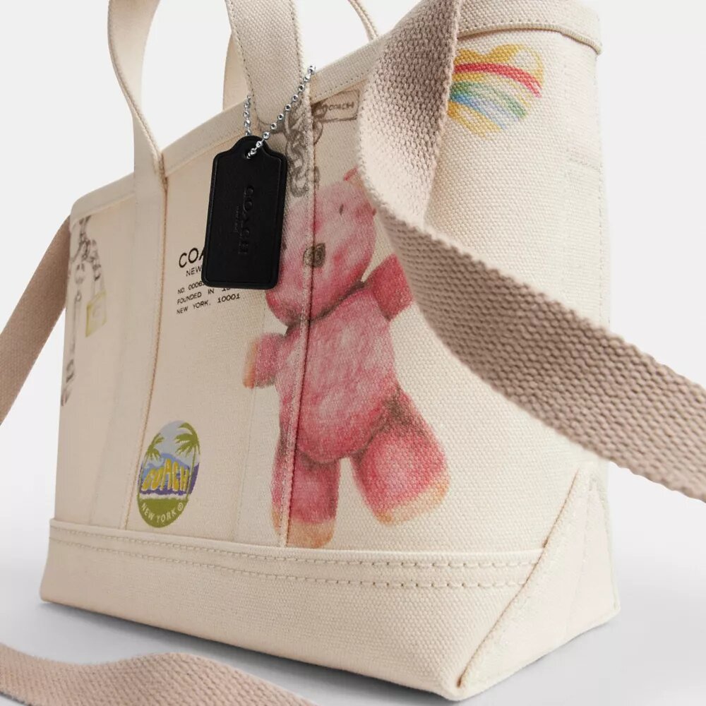 Bolso utilitario 27 con estampado de bocetos