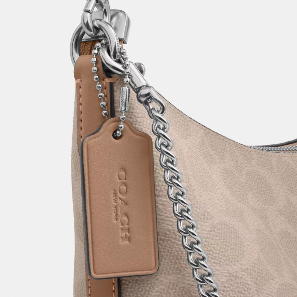Bolsos de hombro Caitlin en Signature Canvas