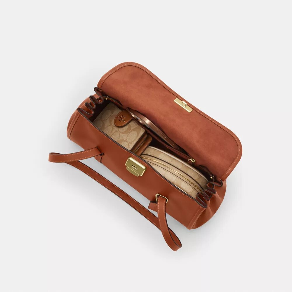 Bolsos de hombro con solapa Bridget
