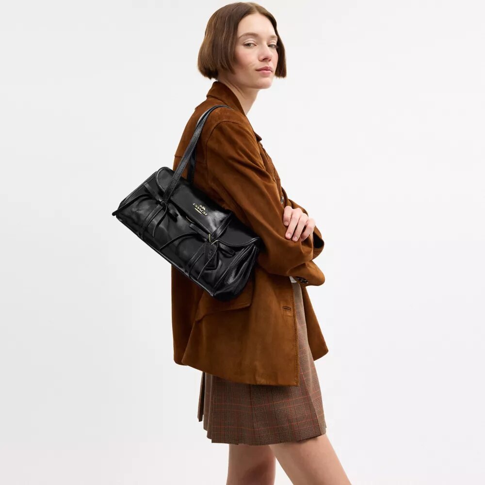 Bolsos de hombro con solapa y moños «Bridget»