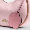 Bolsos de hombro Emily en Signature Canvas con Charms