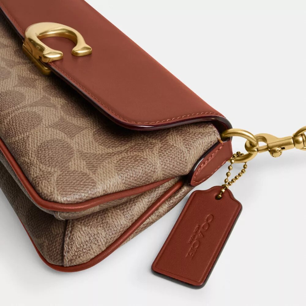 Bolsos de hombro Jet en Signature Canvas