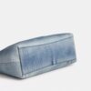 Bolsos de hombro Laurel en denim desgastado con Charms