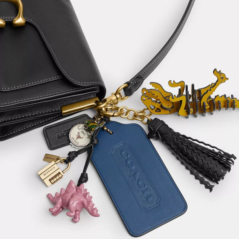 Bolsos de hombro Tabby «10.º cumpleaños de Rexy» 26 con Charms