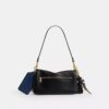 Bolsos de hombro Tabby «10.º cumpleaños de Rexy» 26 con Charms