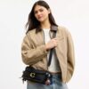 Bolsos de hombro Tabby «10.º cumpleaños de Rexy» 26 con Charms
