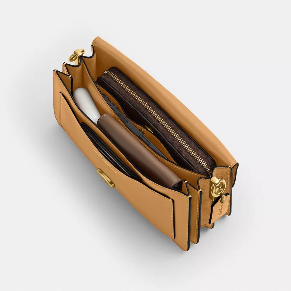 Bolsos de hombro Tabby 26