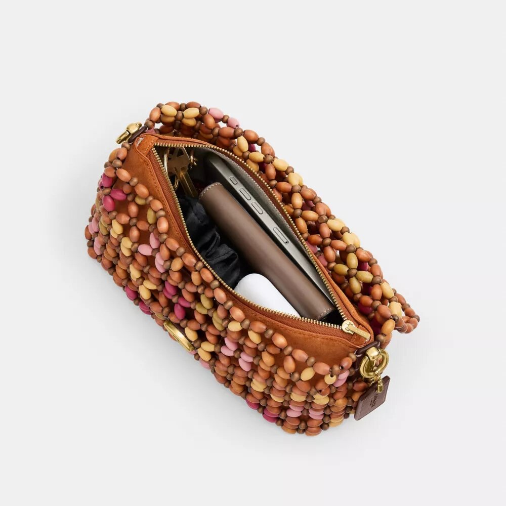 Bolsos de hombro Tabby 26 con cuentas de madera