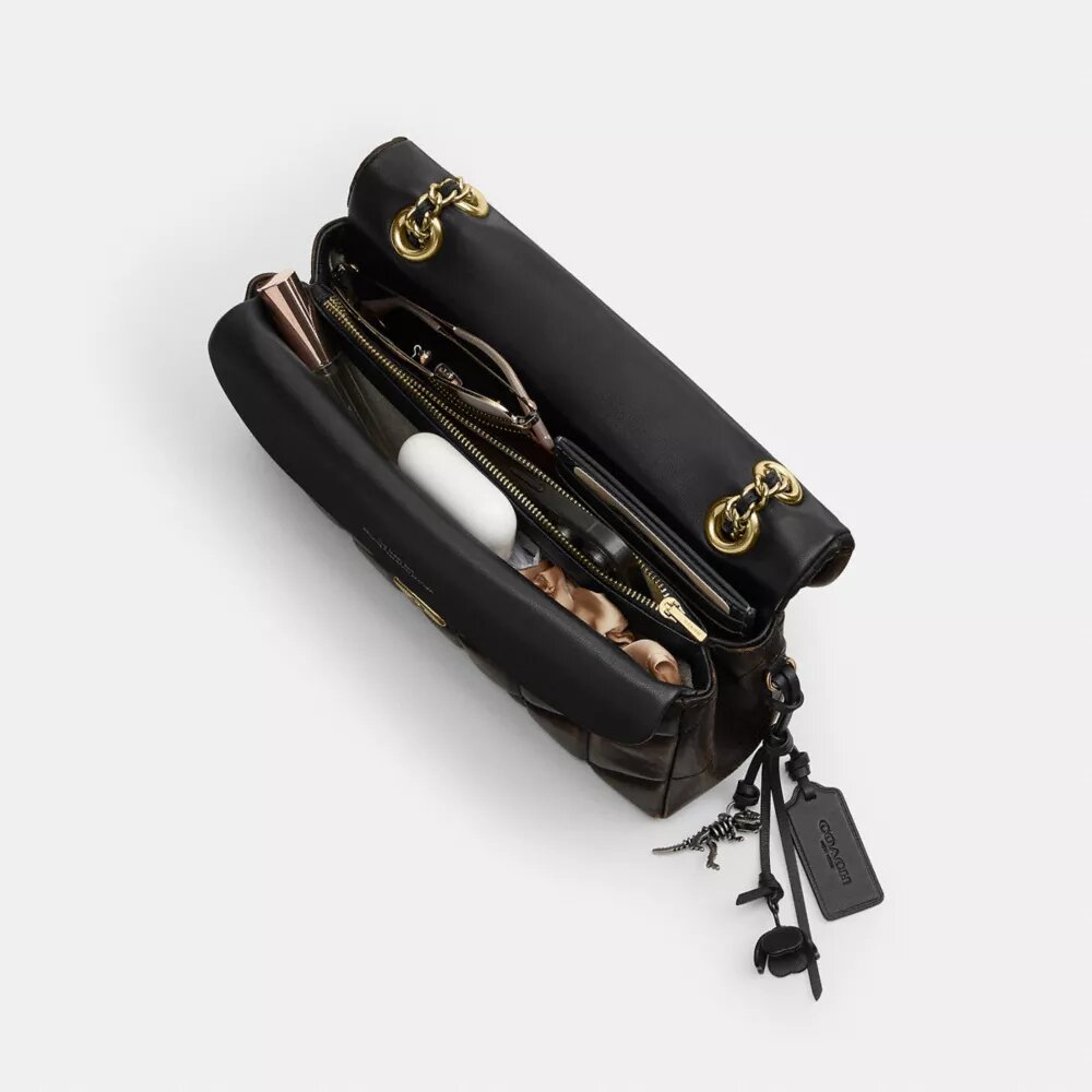 Bolsos de hombro Tabby de 26 en cuero desgastado con acolchado