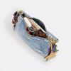 Bolsos de hombro Teri en denim desgastado con Charms