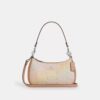 Bolsos de hombro Teri en Signature Canvas Rainbow