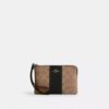 Bolsos de pulsera con cremallera en las esquinas en Signature Canvas con rayas