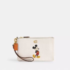 Bolsos de pulsera pequeños Essential de Disney x Coach en cuero regenerativo con Mickey Mouse