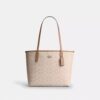 Bolsos Tote City mediano en Signature Canvas
