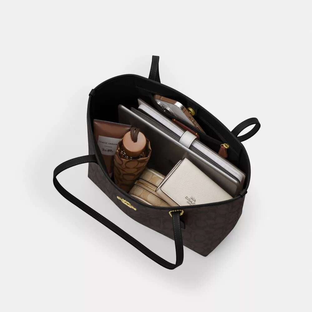 Bolsos Tote City mediano en Signature Canvas
