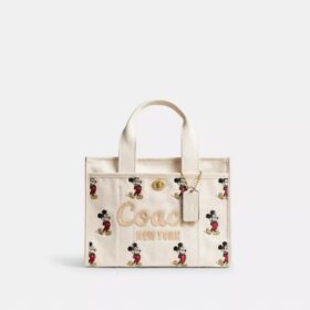 Bolsos Tote Disney X Coach Cargo 26 con Mickey Mouse en lona de algodón regenerativo