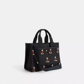 Bolsos Tote Disney X Coach Cargo 26 con Mickey Mouse en lona de algodón regenerativo
