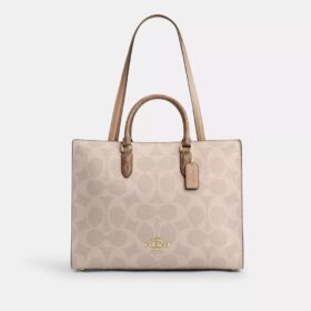 Bolsos Tote Maggie en Signature Canvas con diseño en bloques
