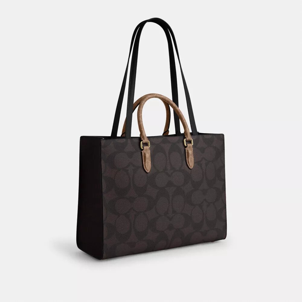 Bolsos Tote Maggie en Signature Canvas con diseño en bloques