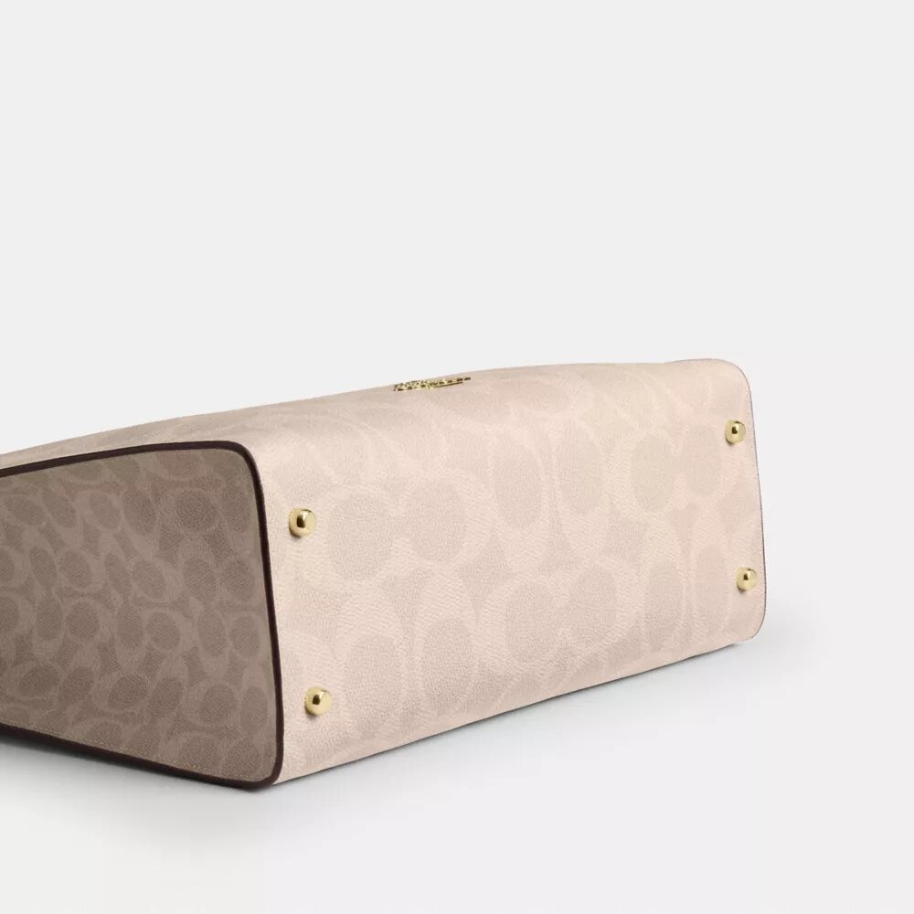 Bolsos Tote Maggie en Signature Canvas con diseño en bloques